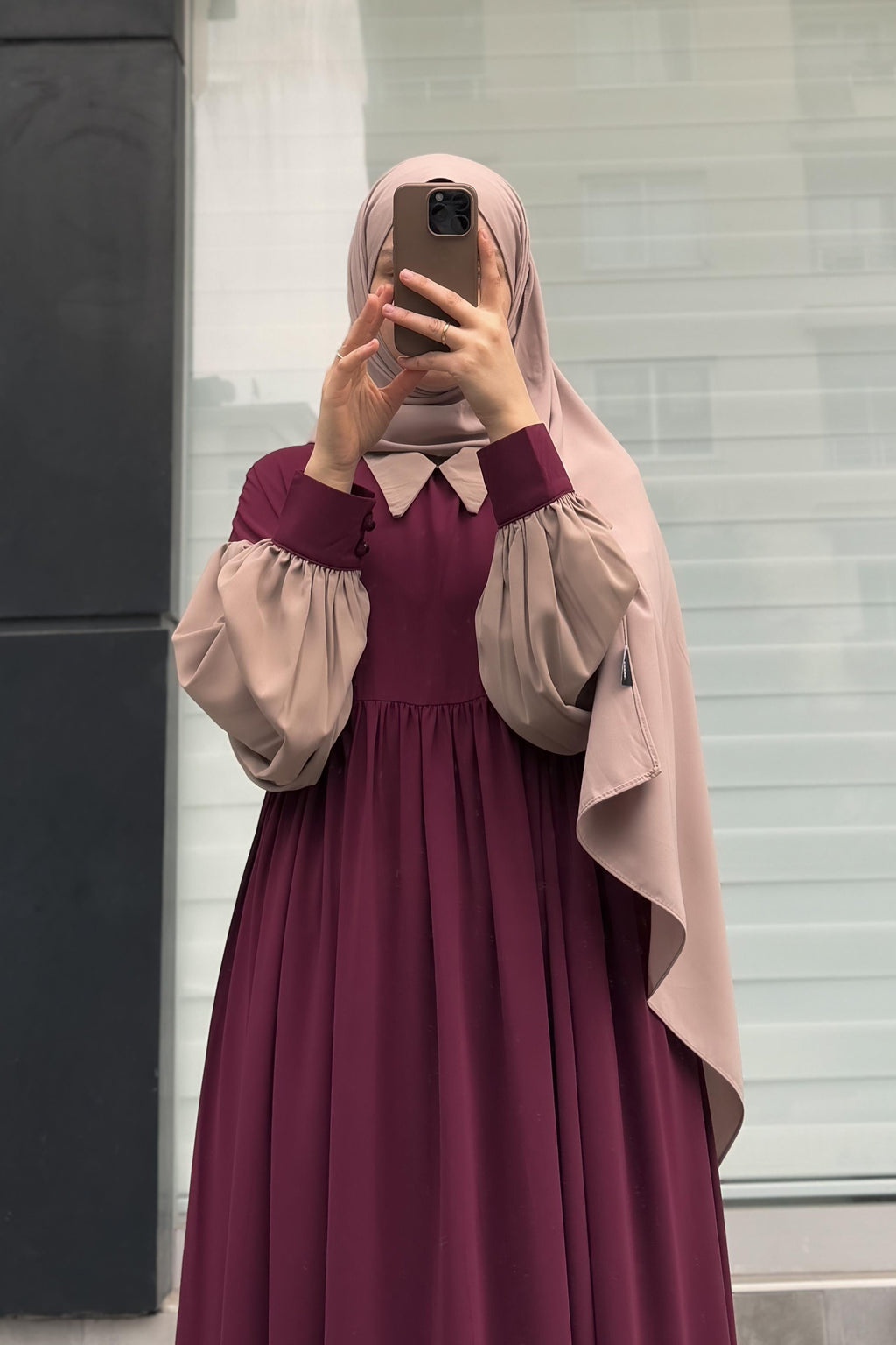 Robe Queen Bouffante - bordeaux vue trois quarts